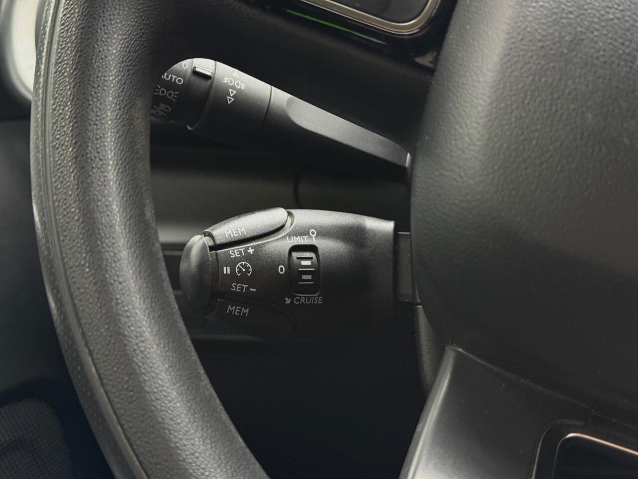 CITROËN C3 2022 PureTech 1.2 83cv Shine