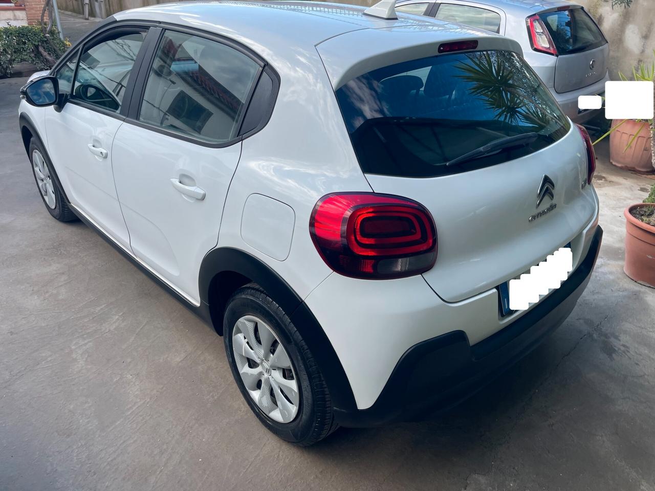 Citroen C3 1.5 75 CV BlueHDi Shine Full Tagliandata Neopatentati