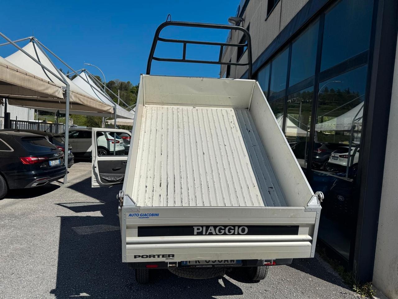 Piaggio Porter 1.3 Cassonato CON RIBALTABILE E CLIMATIZZATORE