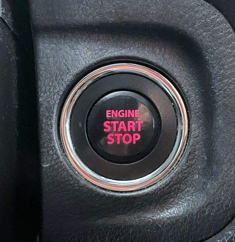 Suzuki Vitara 1.4 Hybrid Top