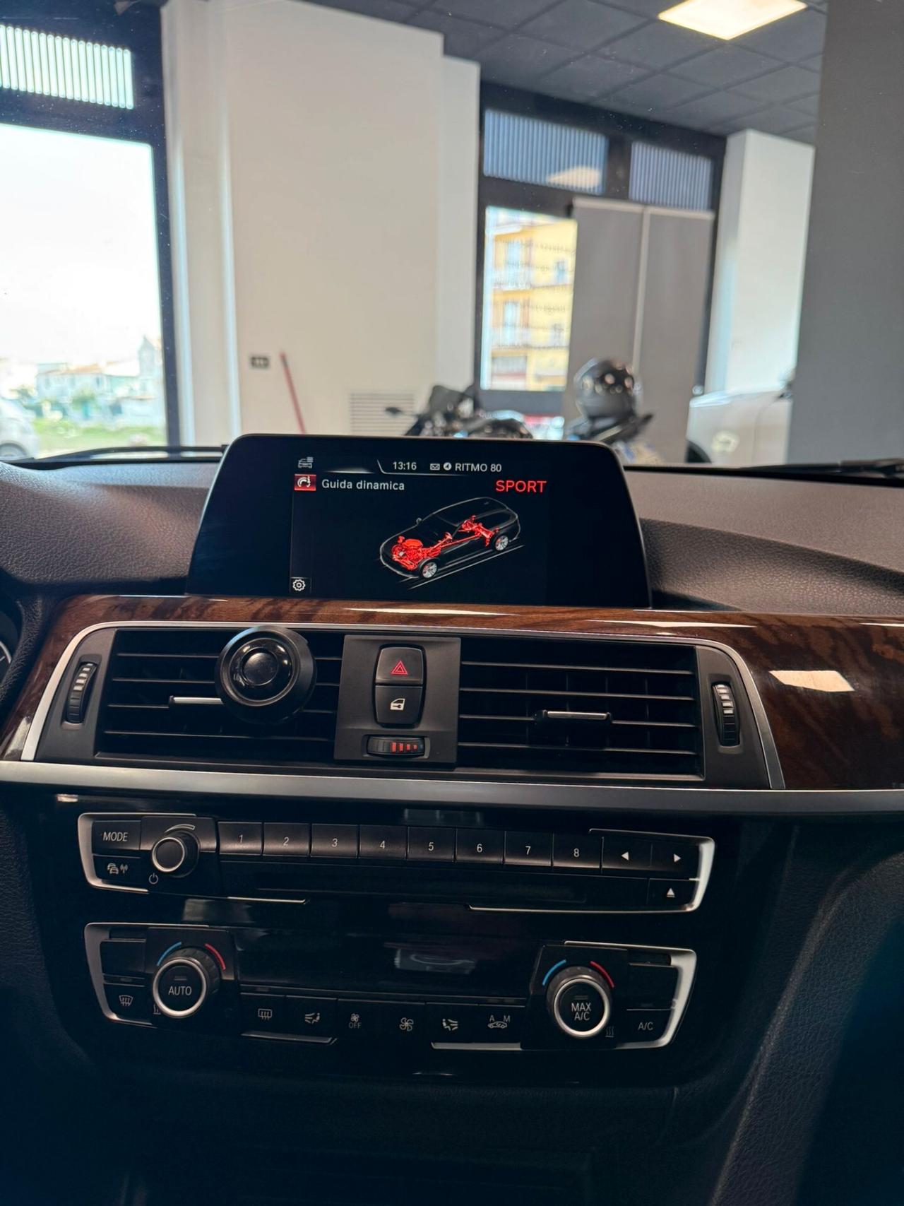 Bmw 320 320d xDrive Touring Msport