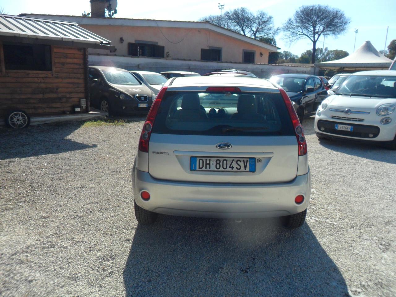 Ford Fiesta 1.2 16V 5p. Ghia