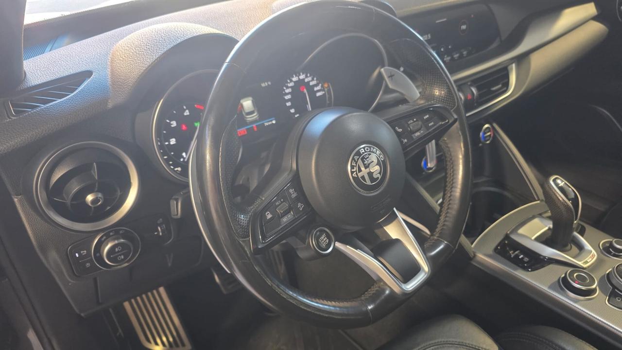 Alfa Romeo Stelvio 2.2 Turbodiesel 210 CV AT8 Q4 Veloce Tì