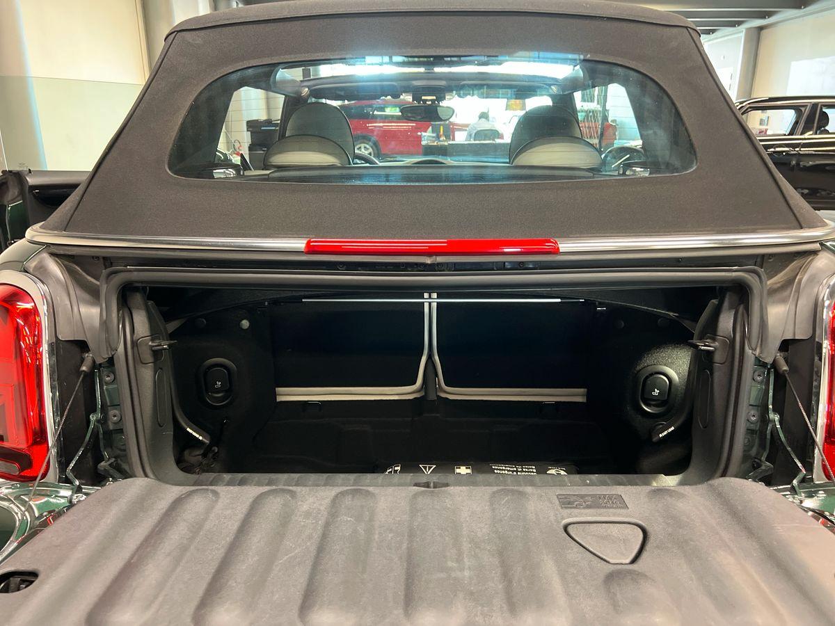 MINI Mini IV F57 2018 Cabrio - Mini Cabrio 1.5 Cooper D Boost auto