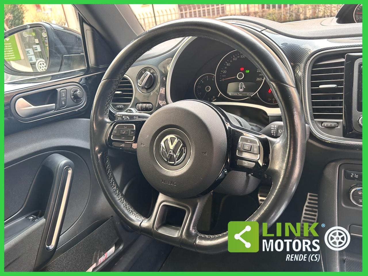 Volkswagen Maggiolino 2.0 TDI DSG Sport 07/2012