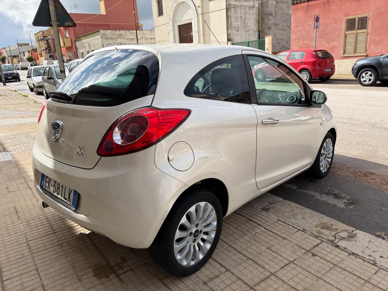 Ford Ka Ka+ 1.3 TDCi 75CV cDPF