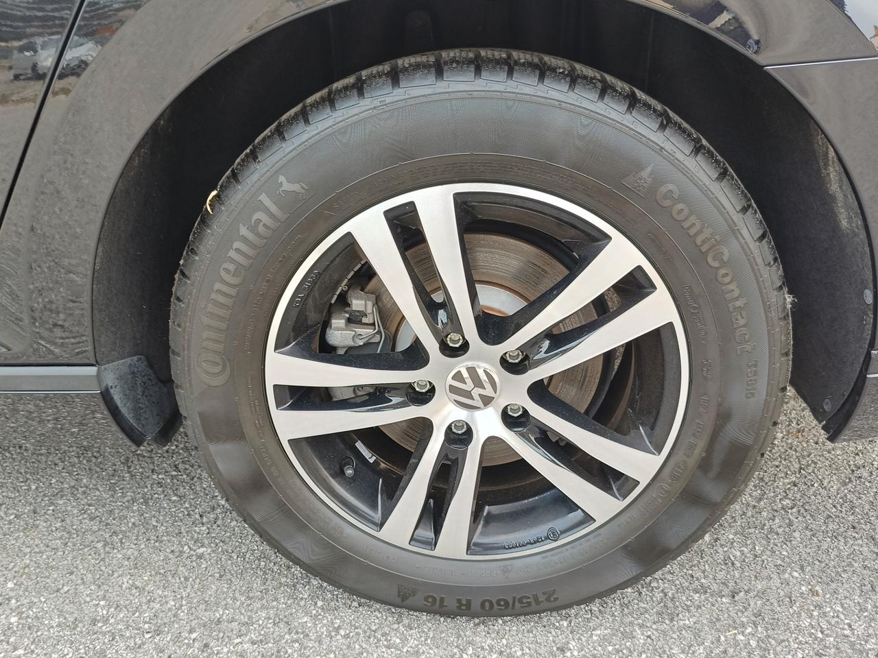 Volkswagen Passat Variant 1.6 TDI SCR DSG Business BMT