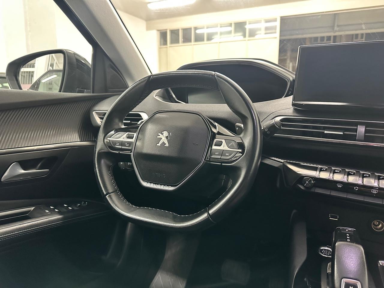 Peugeot 3008 BlueHDi 130 S&S EAT8 Allure