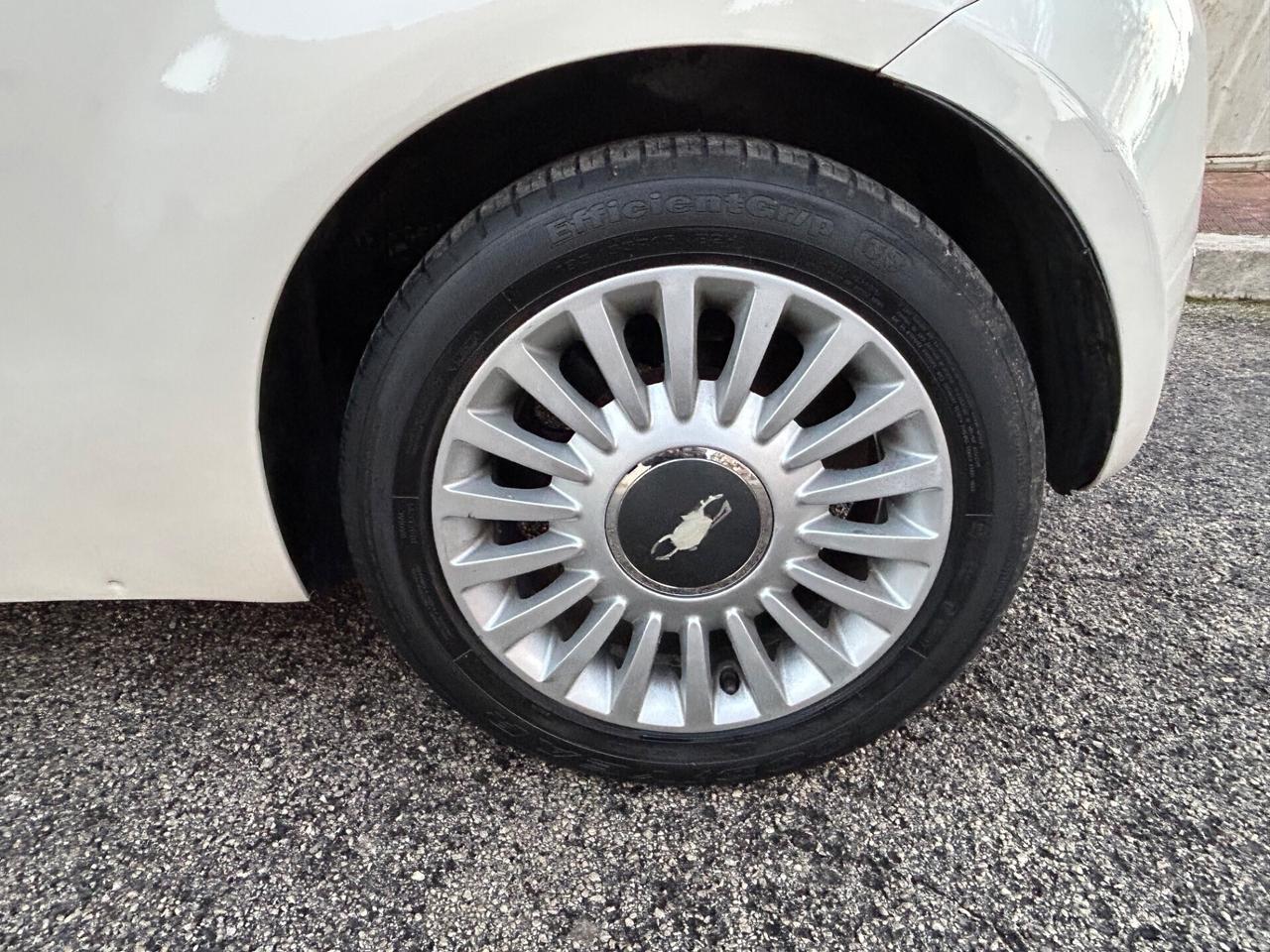 Fiat 500 1.2 Lounge ideale per neopatentati