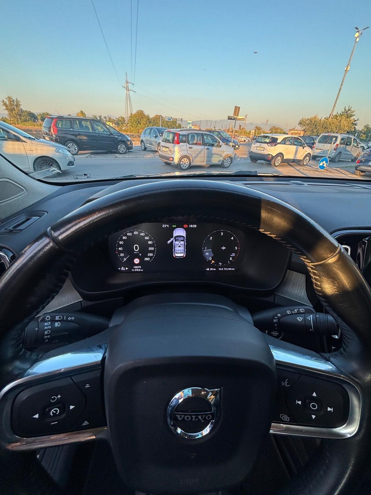 Volvo XC40 D4 AWD Geartronic R-design