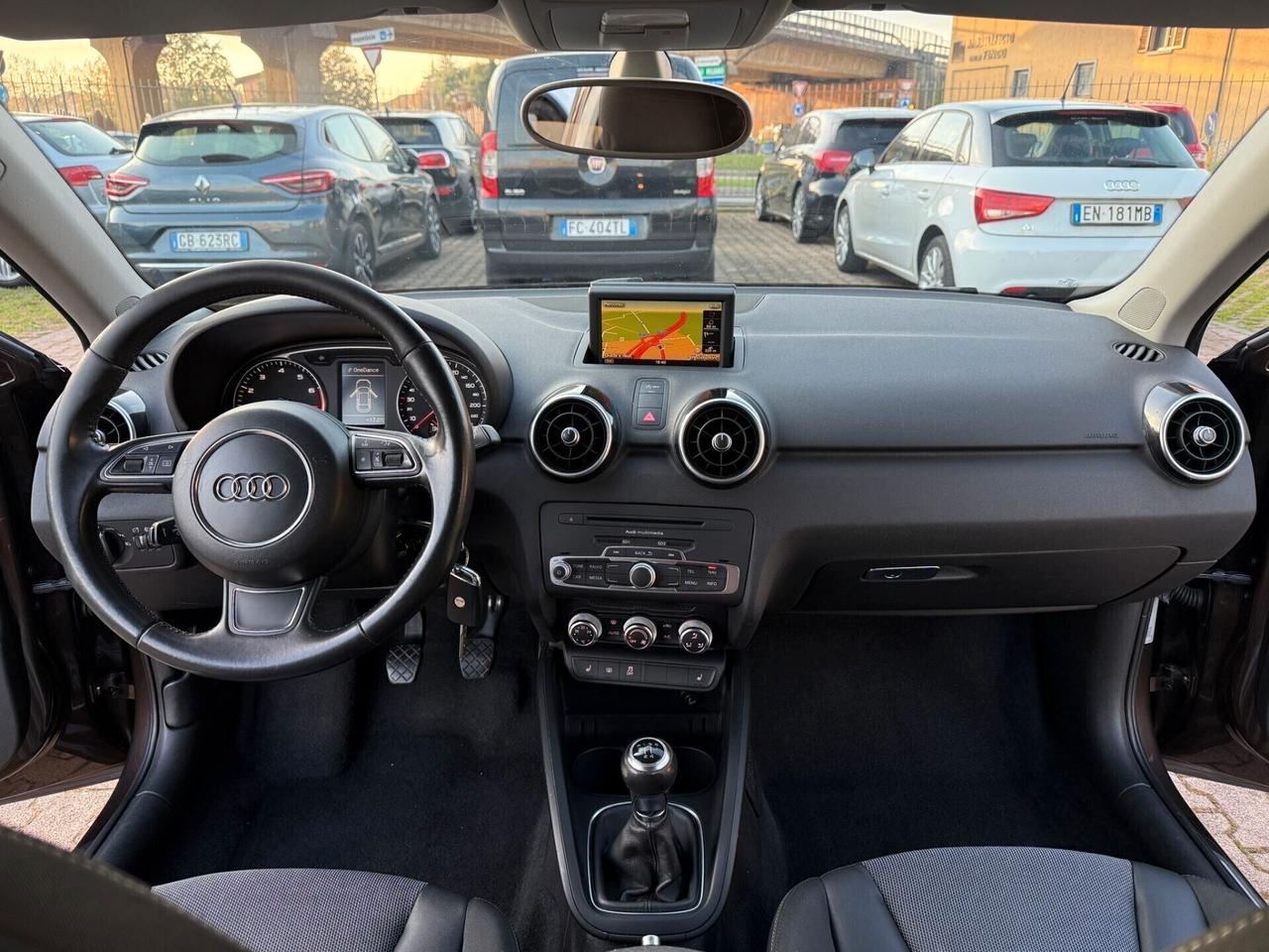 Audi A1 1.2 TFSI S line NAVIGA CRUISE SENSORI PDC