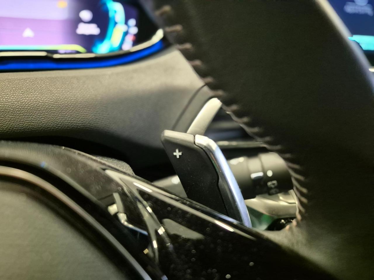 Peugeot 3008 1.6 hybrid phev Allure Pack 180cv e-eat8