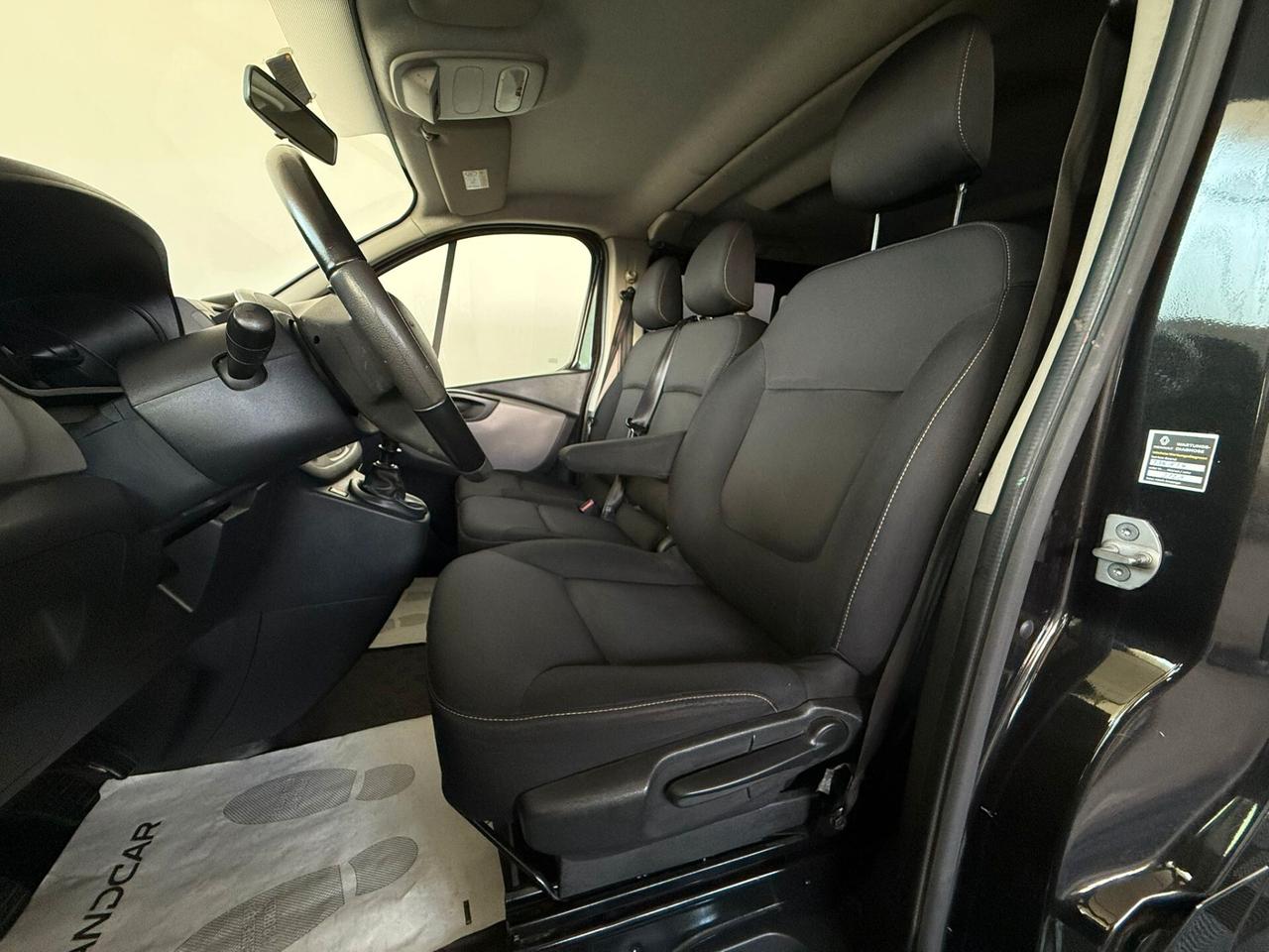 Renault Trafic 2.0 DCI 125CV L2H1 PULMINO 9 POSTI