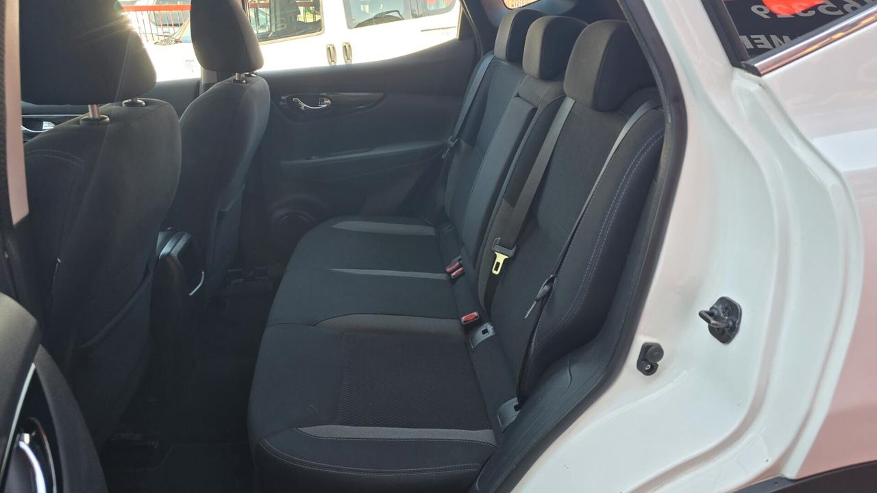 NISSAN QASHQAI 1.7 DCI 4WD CVT TEKNA 150CV