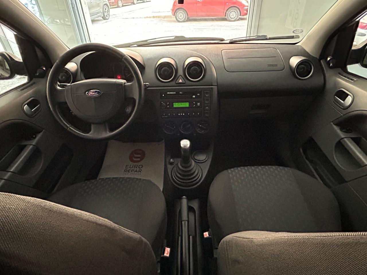 Ford Fiesta 1.4 Benz Servosterzo A/C