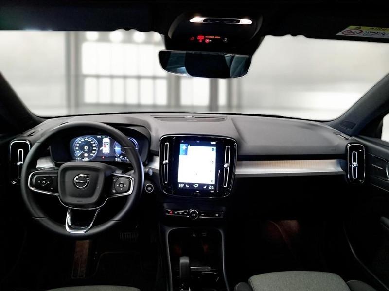 VOLVO XC40 T5 RECHARGE PLUG-IN AUTO PLUS BRIGHT SUV