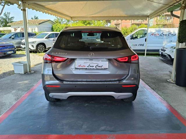 MERCEDES-BENZ GLA 200 d Automatic Business