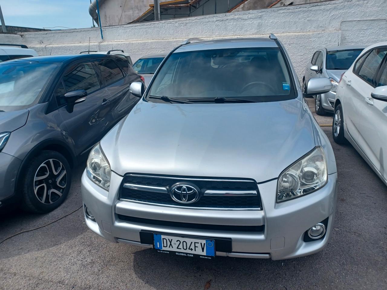 Toyota RAV 4 2.2 D-4D 150 CV Luxury