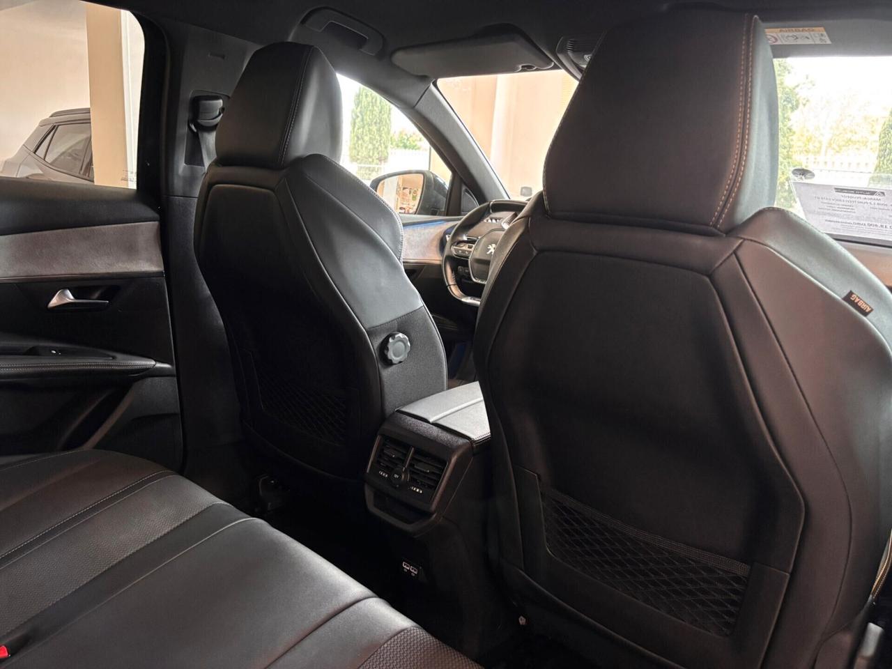 Peugeot 3008 1.2 PureTech Turbo 130 S&S EAT8 GT