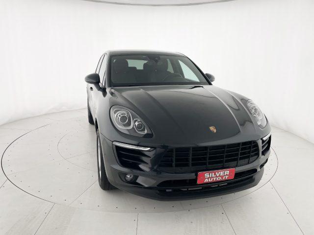 PORSCHE Macan 2.0