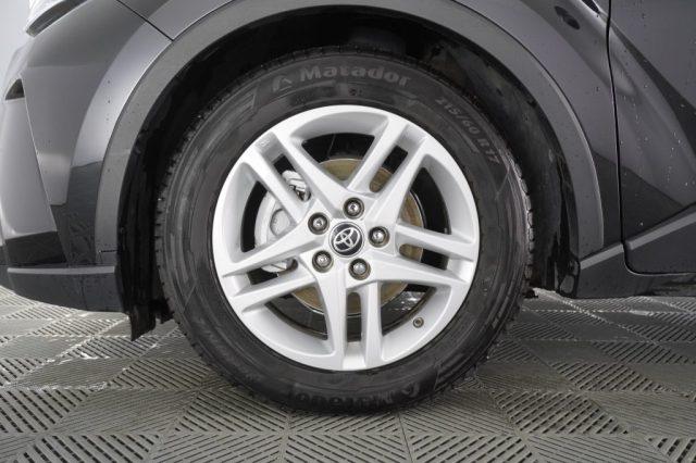 TOYOTA C-HR C-HR 1.8 Hybrid E-CVT Business