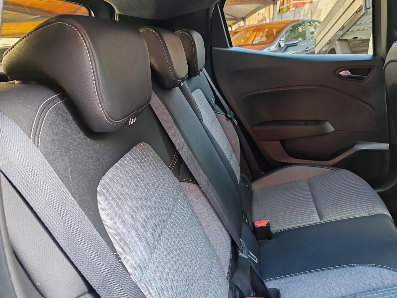 Renault Clio TCe 90 CV 5 porte Techno