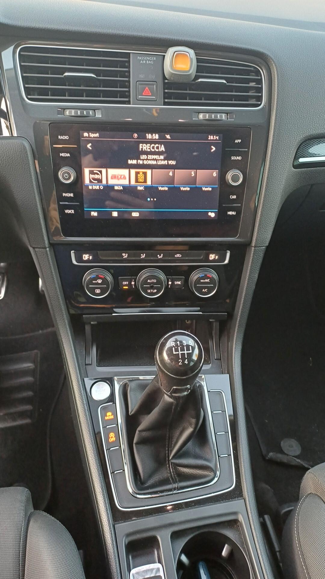 Volkswagen Golf Variant 1.6 TDI DPF Highline 2013
