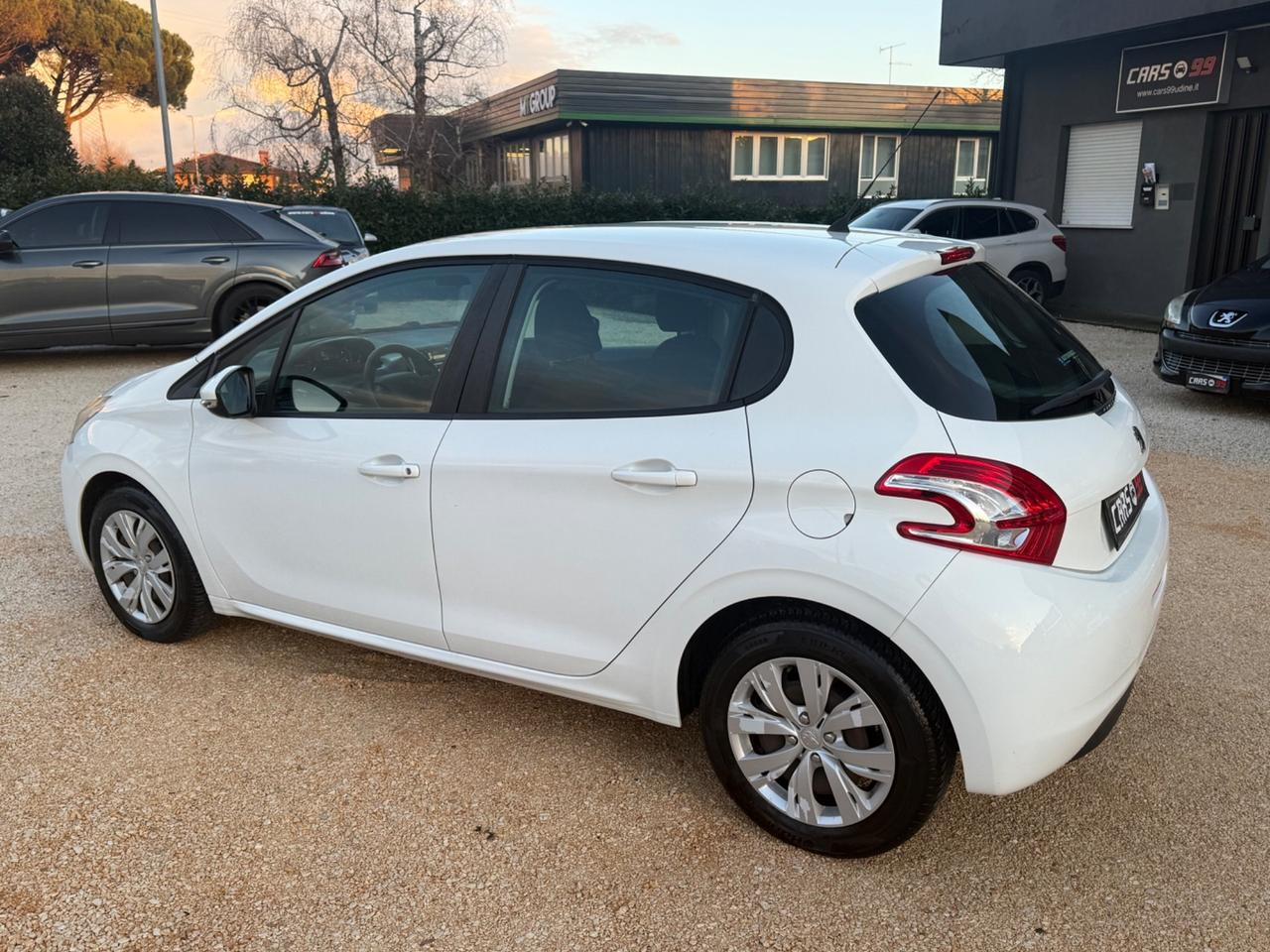 Peugeot 208 1.2 VTi 82 CV 5 porte Allure