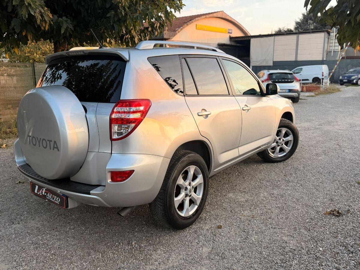 TOYOTA - RAV4 - 2.2 D-4D 150CV 4WD Exclusive