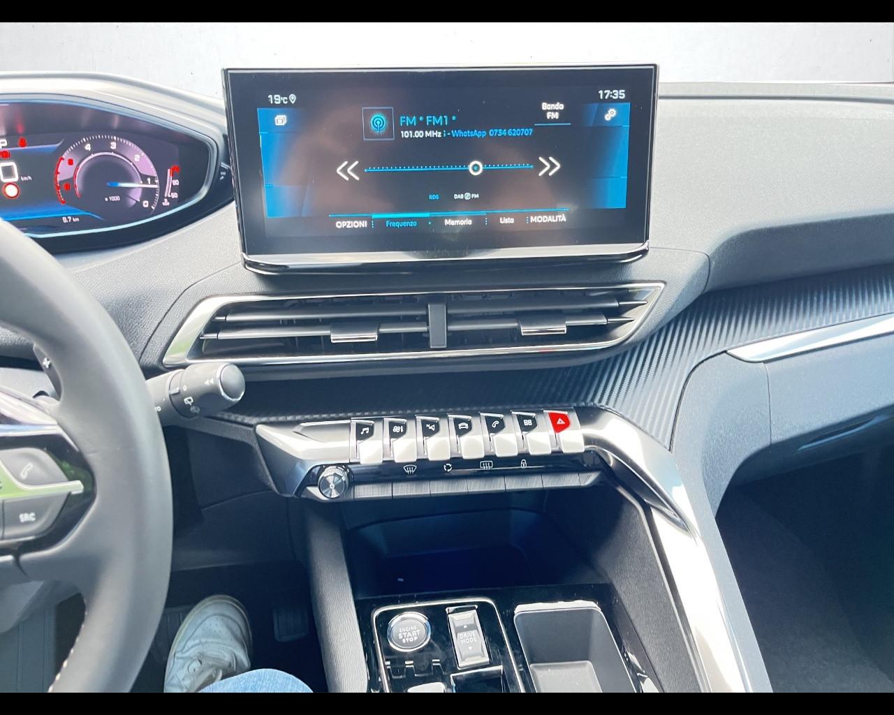 PEUGEOT 5008 BlueHDi 130 S&S EAT8 ALLURE PACK