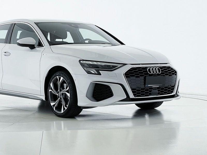 Audi A3 A3 SPB 30 g-tron S tronic S line edition
