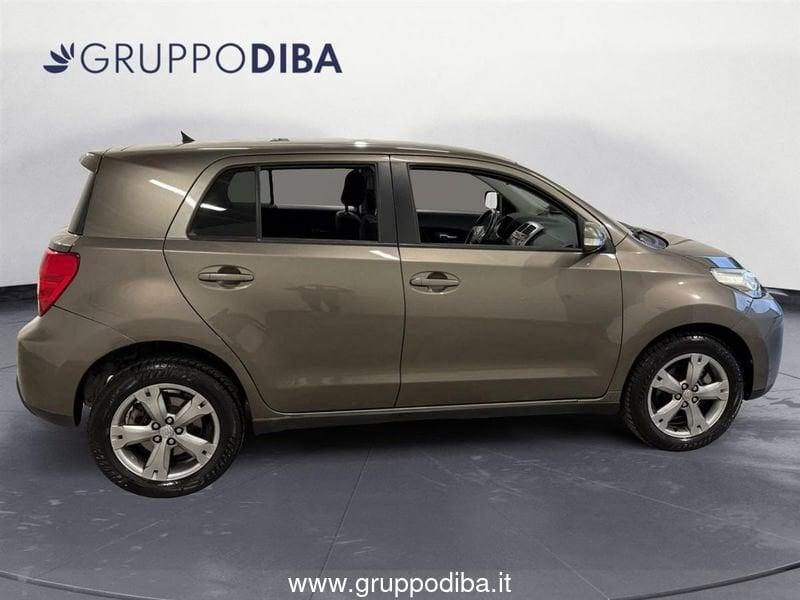 Toyota Urban Cruiser Diesel 1.4 d-4d Active X Awd