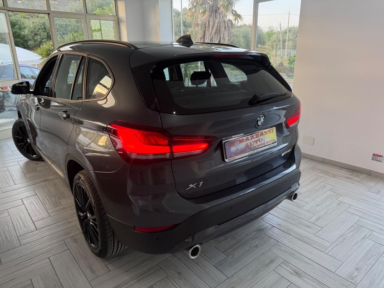 Bmw X1 2.0D150cv SHADOW LINE FULL LED/AUTO2022