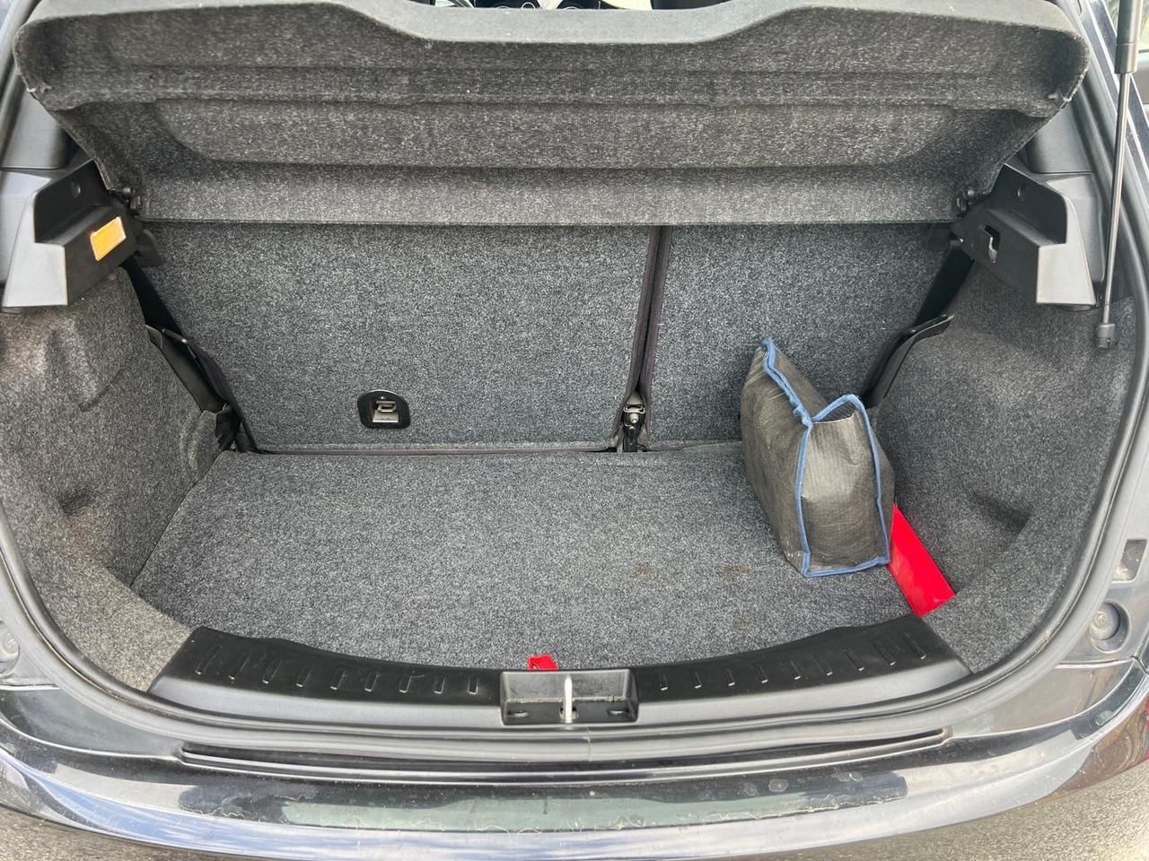 Lancia Ypsilon 1.2 69 CV 5 porte GPL Ecochic Gold