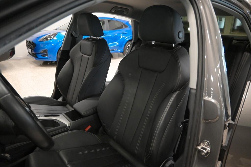 Audi A4 30 TDI Business Advanced