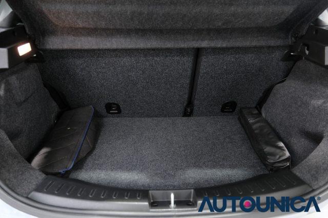 LANCIA Ypsilon 1.2 69 CV 5 PORTE GPL ECOCHIC GOLD NEOPATENTATI