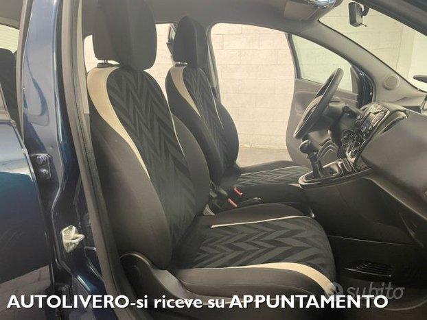 LANCIA Ypsilon 1.2 69 CV 5 porte-UNIPRO