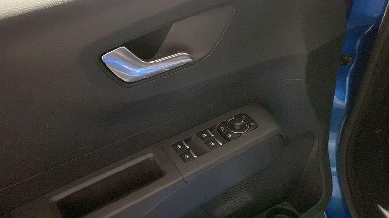 Ford Tourneo Courier 1.0 EcoBoost Active