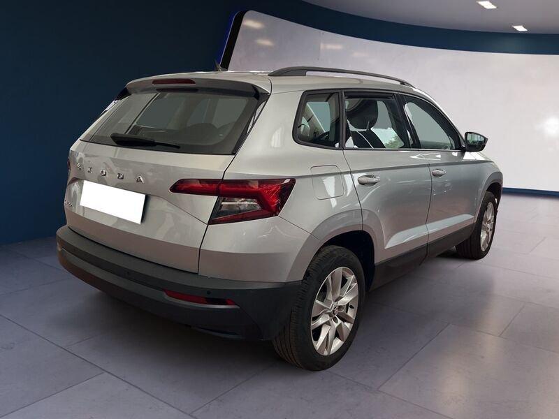 Skoda Karoq 2017 1.0 tsi Executive 110cv