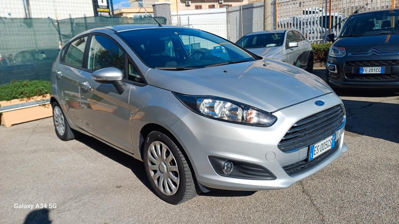 Ford Fiesta 1.5 TDCi 75CV 5 porte Business
