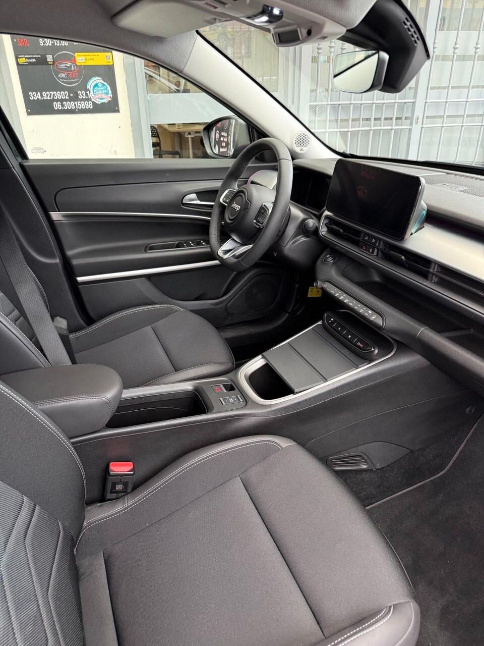 Jeep Avenger 1.2 Turbo 100 CV MHEV Summit