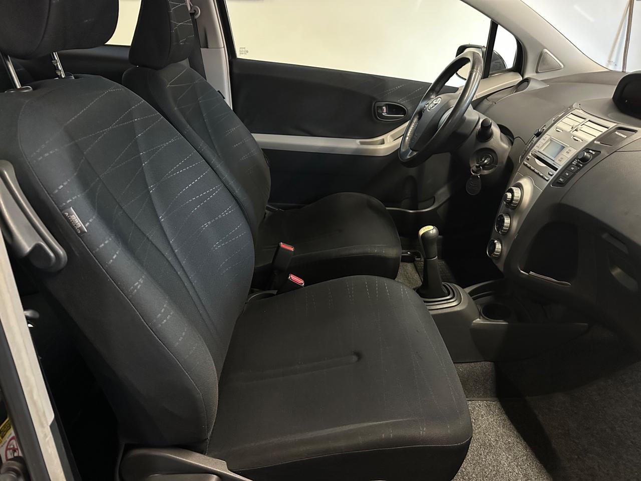 Toyota Yaris 1.3 3 porte sol - GPL - GARANZIA