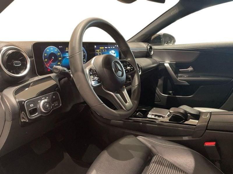 Mercedes-Benz CLA Shooting Brake 180 Sport auto