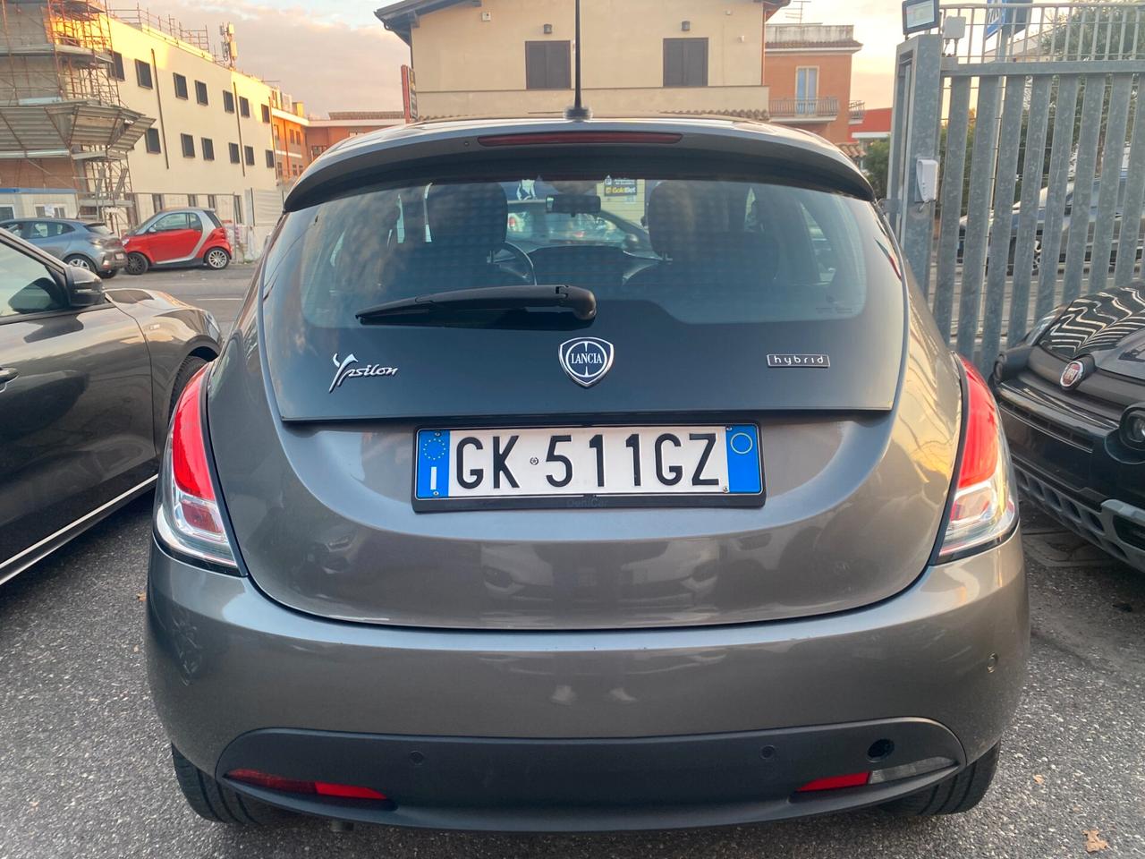 LANCIA Ypsilon 1.0 hybrid 70Cv 5posti SILVER