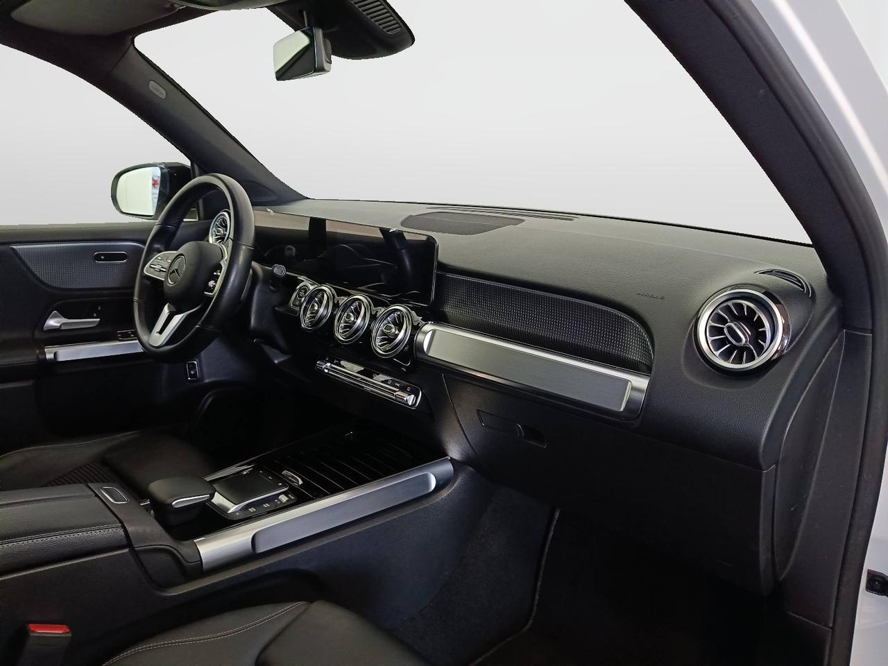 Mercedes-Benz GLB - X247 2019 - GLB 200 d Sport Plus 4matic auto