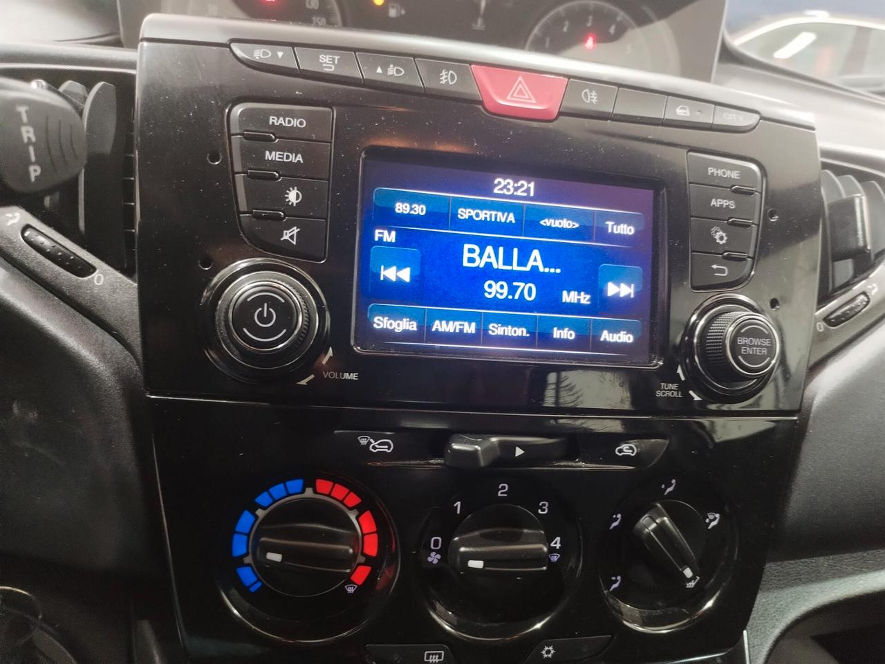 Lancia Ypsilon 1.2 69 CV 5 porte Silver