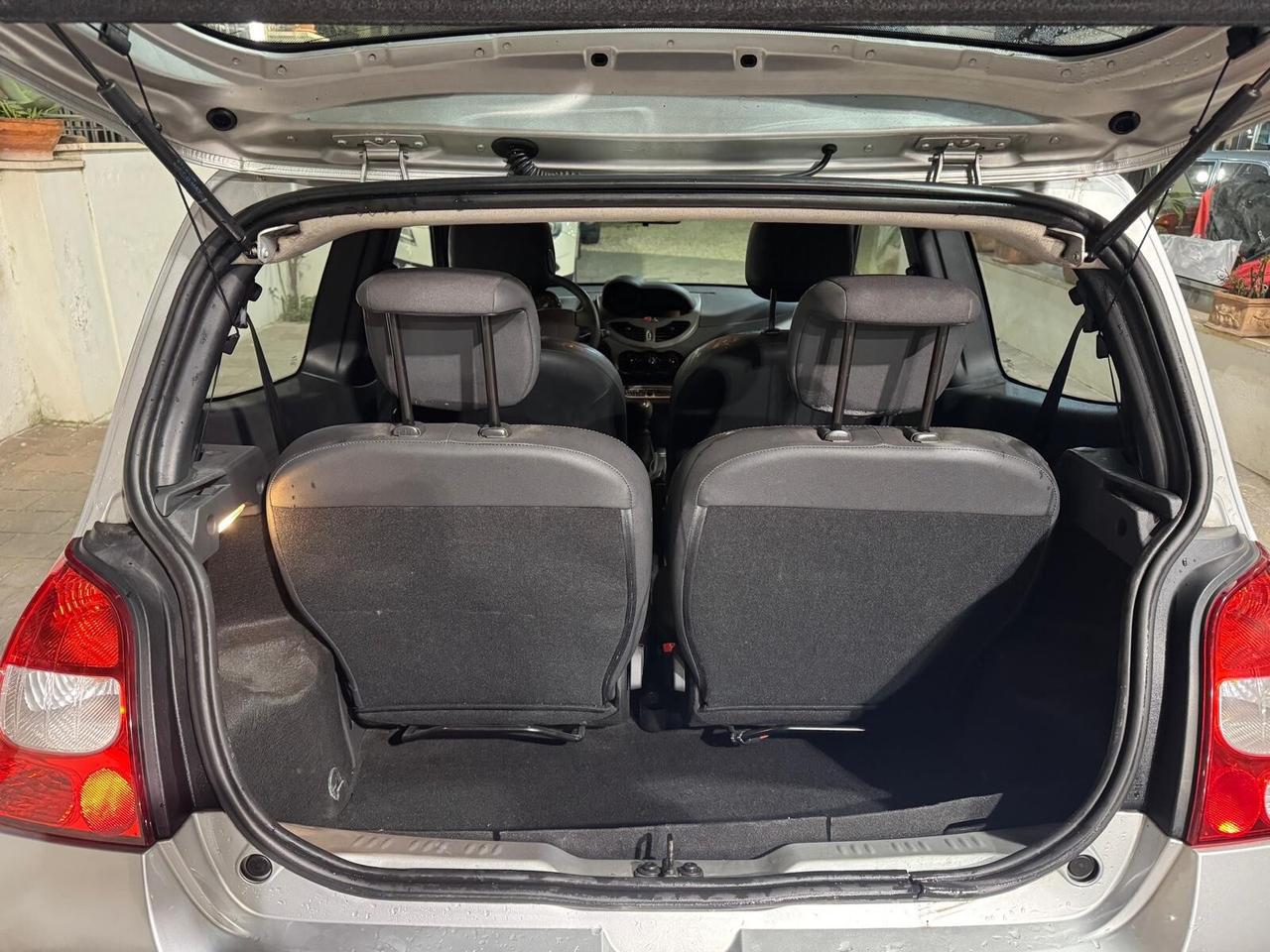 RENAULT Twingo 1.2 16V Dynamique