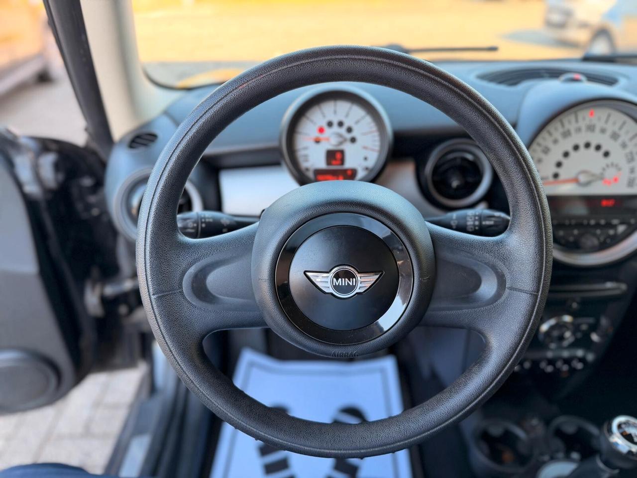 Mini 1.6 16V One 75cv