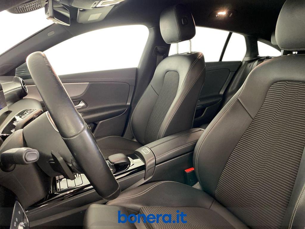 Mercedes CLA Shooting Brake 200 D Sport 8G-DCT