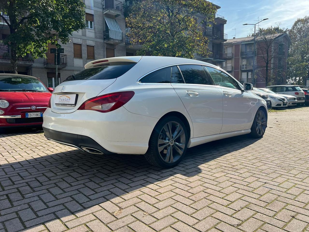 Mercedes-Benz CLA 180 Sport CLA 180 D Shooting Brake